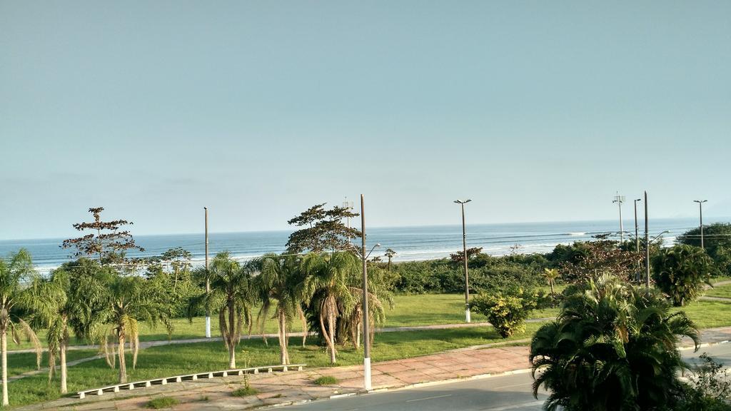 Indaia Apartamento De Frente Ao Mar Apartment Бертиога Екстериор снимка