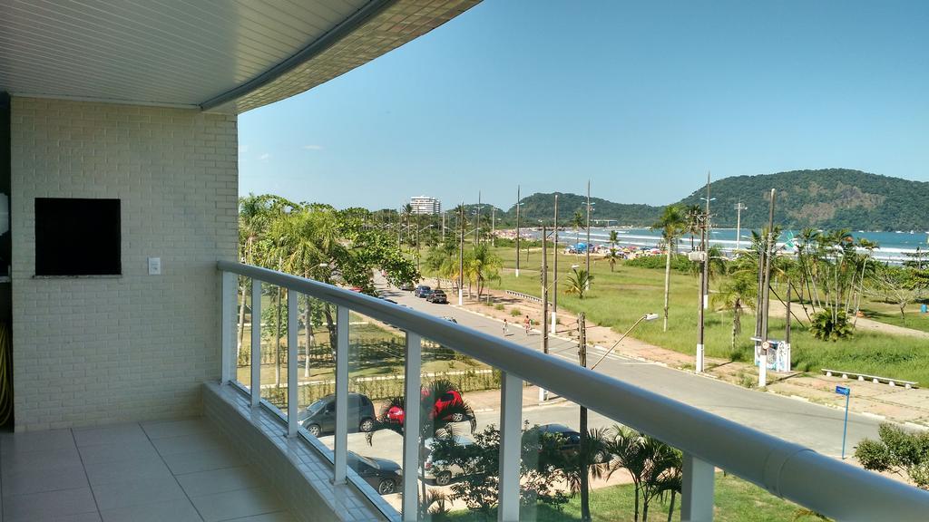 Indaia Apartamento De Frente Ao Mar Apartment Бертиога Екстериор снимка
